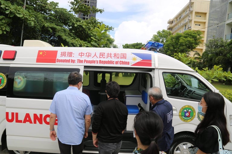 Chinese Consulate in Cebu extends help, donates ambulance