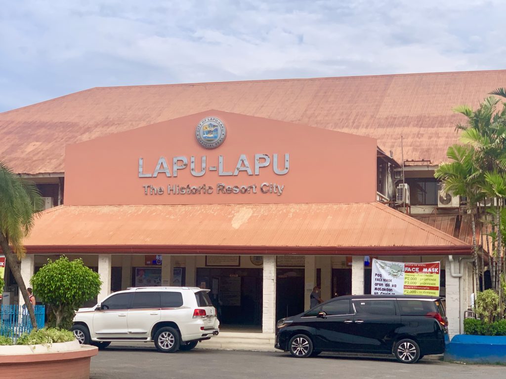 Photo of the Lapu-Lapu City Hall for story : In Lapu-Lapu City, COA flags P4.71M worth of purchases paid by reimbursements