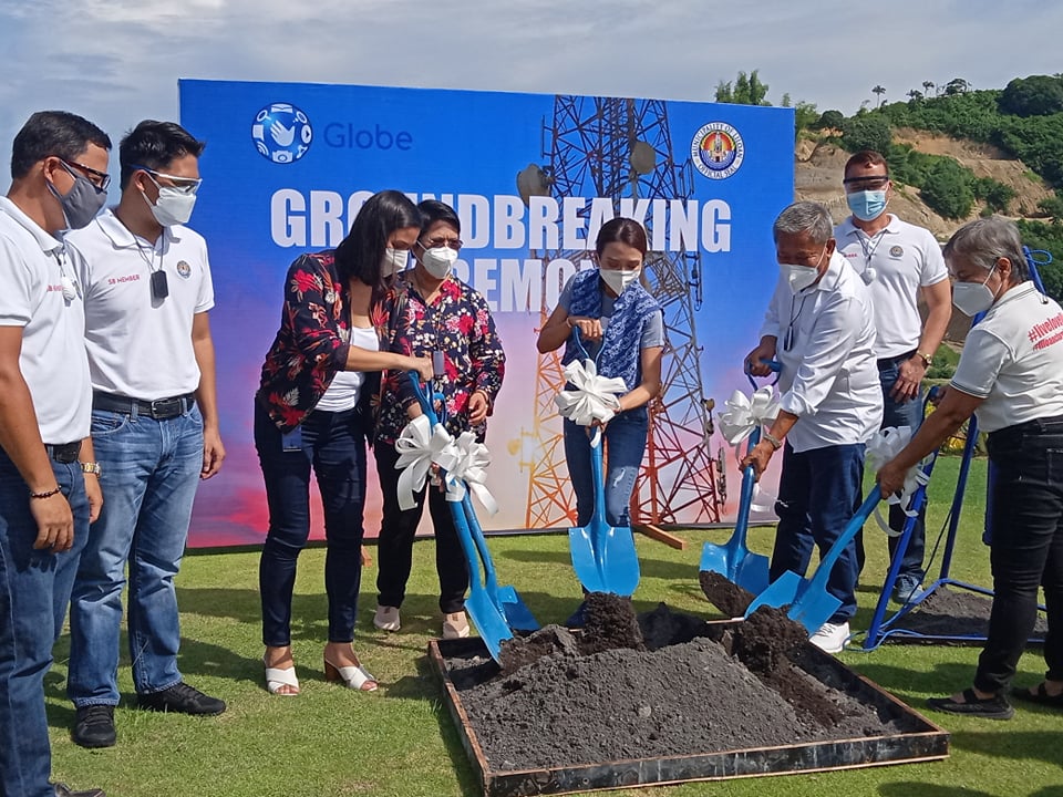 Liloan Mayor Christina Frasco leads the groundbreaking ceremony of Globe's new cell site in the hinterland barangay of the town's San Roque on August 10, 2020. | CDN Digital -- Rosalie O. Abatayo