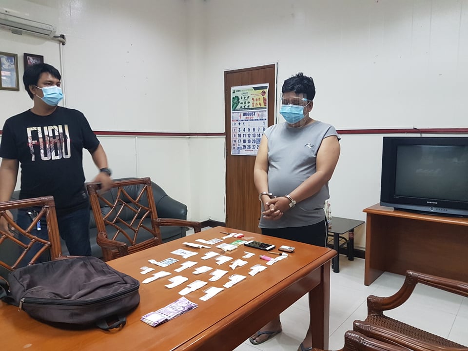 NBI-CEVRO has arrested a high value target (HVT) , who was caught with P250,000 worth of illegal drugs during a buy-bust operation along N. Escario Street on August 27, 2020. | CDND Photo by Alven Marie A. Timtim