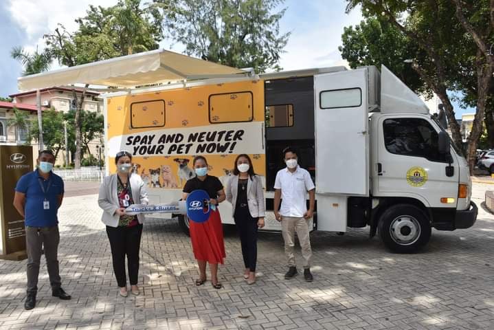 The first mobile veterinary clinic will now be rolling in Cebu City. The Cebu City Department of Veterinary Medicine and Fisheries will be manning the mobile vet. | Photo Courtesy of Cebu City PIO