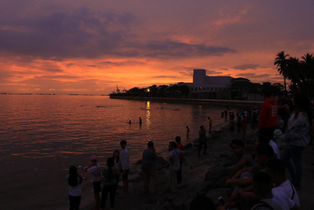 ‘White sand’ for Manila Bay from Cebu? Local officials probe