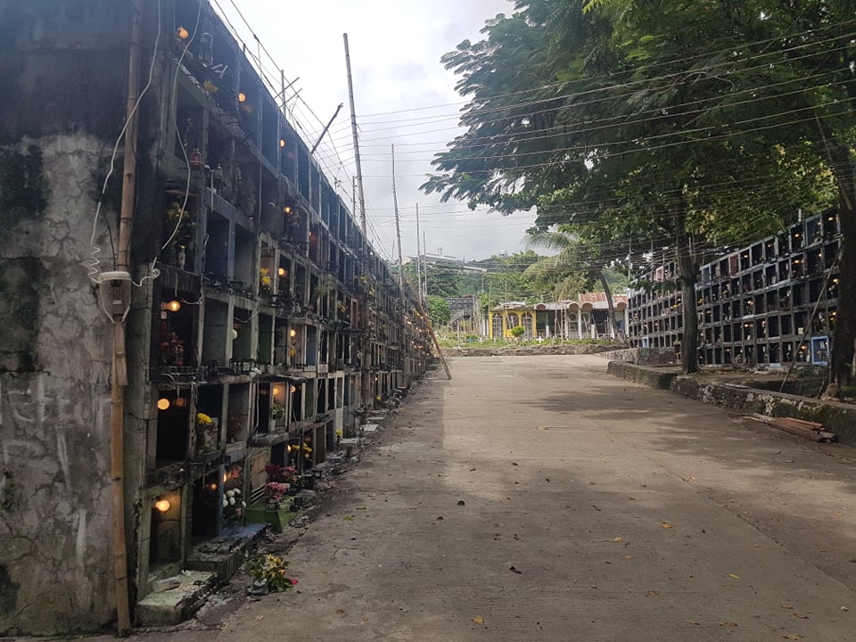 Empty cemeteries like the Pardo Cemetery are seen all over the country with the government closing cemeteries to prevent the spread of COVID-19. CDN Digital | Delta Letigio