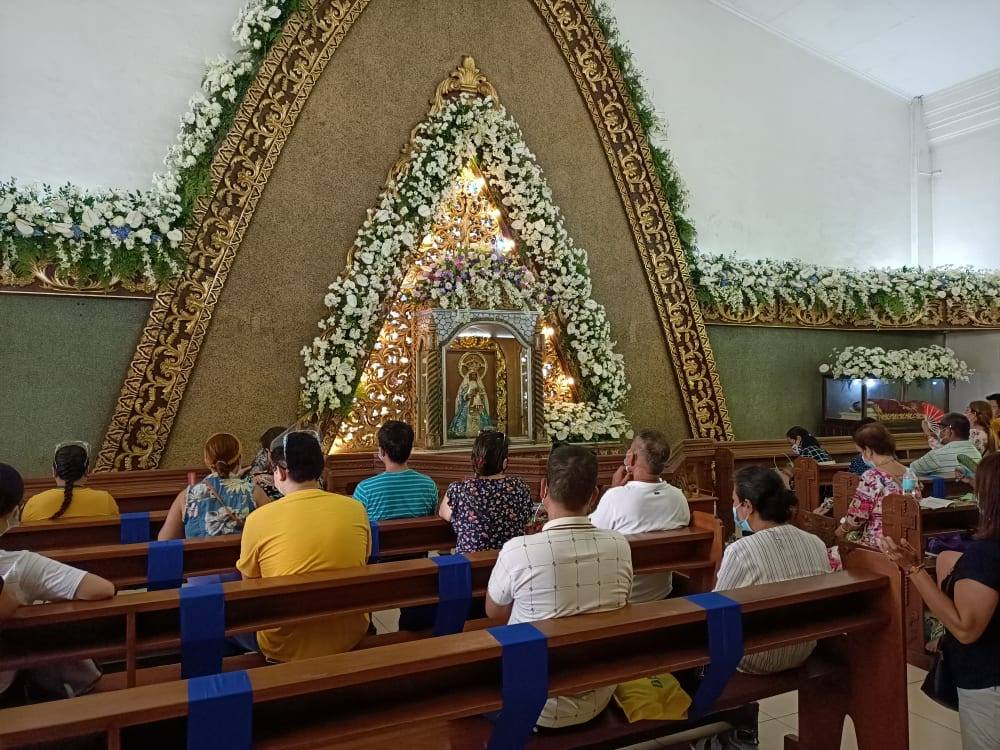 Devotees visit the Virgen dela Regla during her feast day today, November 21, 2020. Archbishop Jose Palma, who celebrated Mass for the feast day of the Virgen dela Regla encouraged the devotees to renew their devotion to her.  | Contributed photo