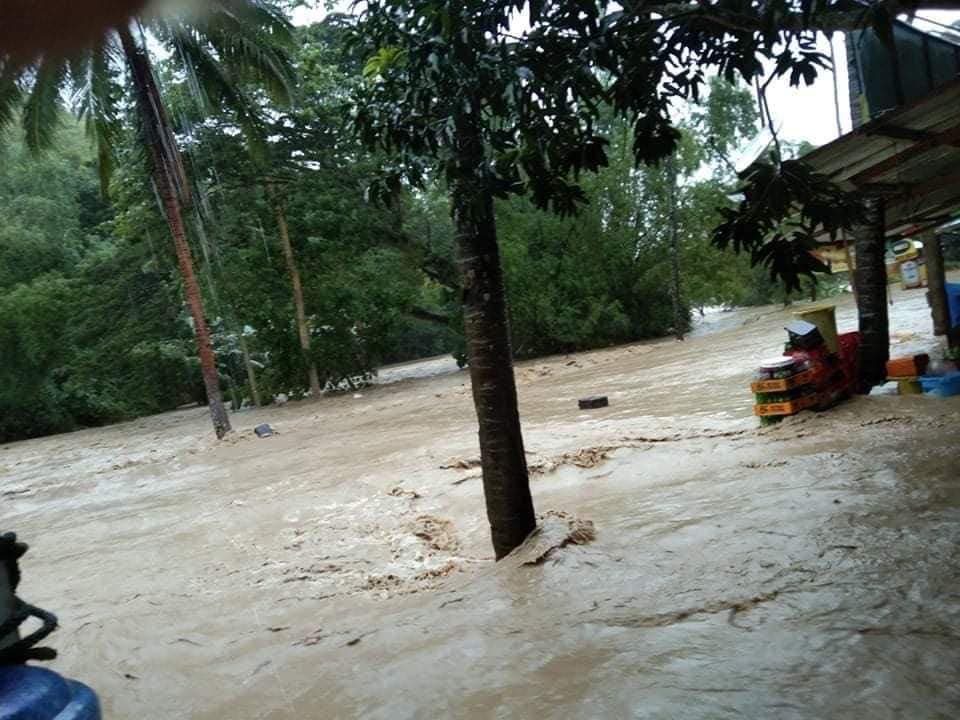 One dead in Danao; hundreds in central Cebu evacuated due to incessant rains