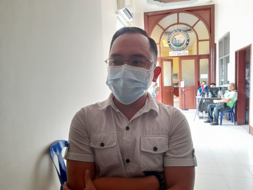 WORKERS: Lawyer Lizer Malate, head of Mandaue City's Emergency Operations Center, says that working class or workers people make up most of the 321 active cases of the city in January 2021. | Mary Rose Sagarino #CDN Digital