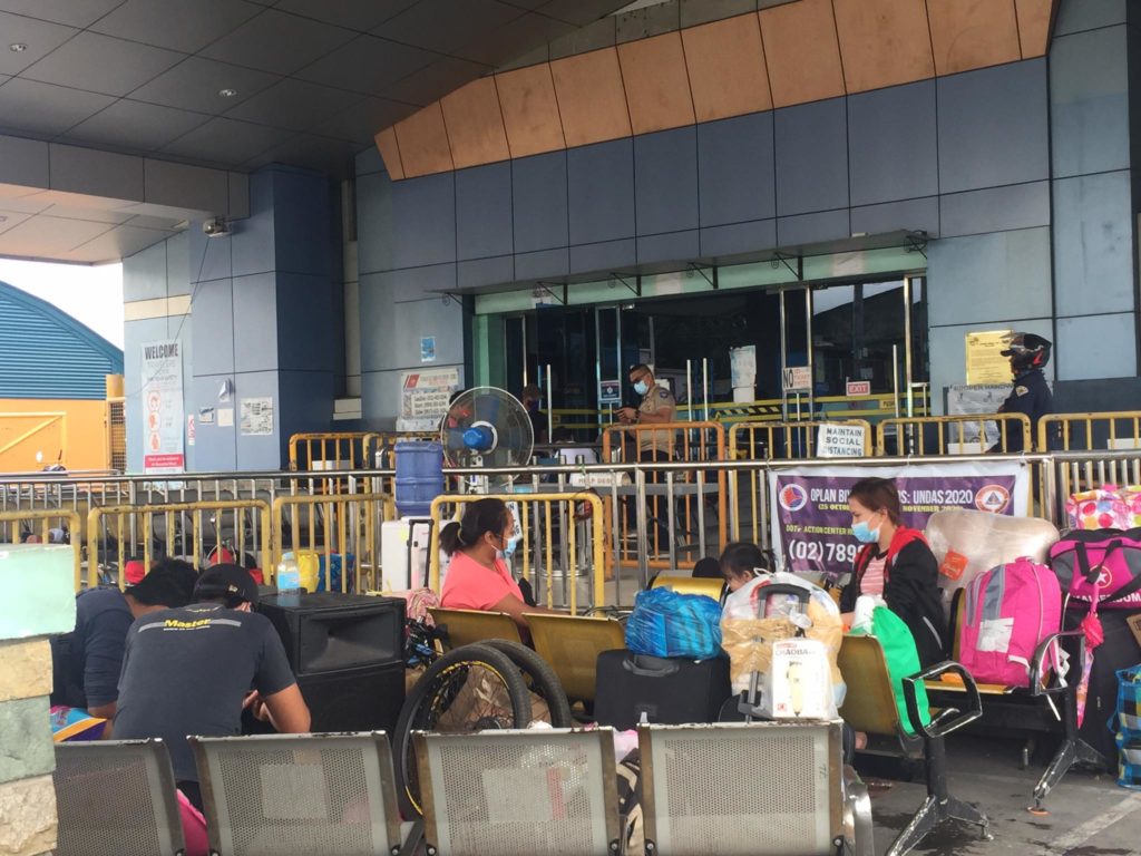 Travel authority will no longer be required as Cebu City has eased restrictions for travelers entering the city with the only requirement needed for entry is the RT-PCR test result. | CDN Digital file photo