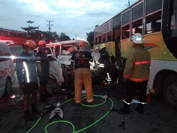 The Highway Patrol Group or HPG particularly in Central Visayas has partnered with 2,000 motorists to help them in their information drive for safe driving protocols in Cebu Island and prevent road accidents such as this February 18, 2021 road collision between a bus and a van in Mandaue City.  | CDN Digital file photo