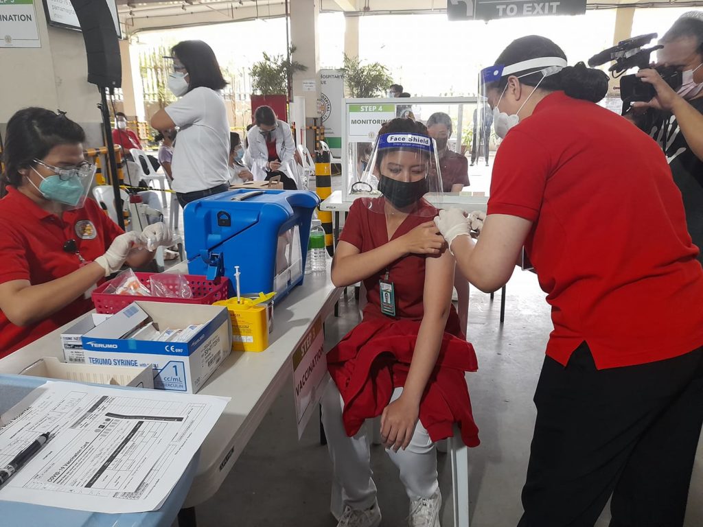 Chong Hua Hospital Mandaue starts its vaccination rollout today, March 11, at the lower ground parking lot -- the area offered by the hospital management for use to the Mandaue City government for its vaccination campaign. | Mary Rose Sagarino