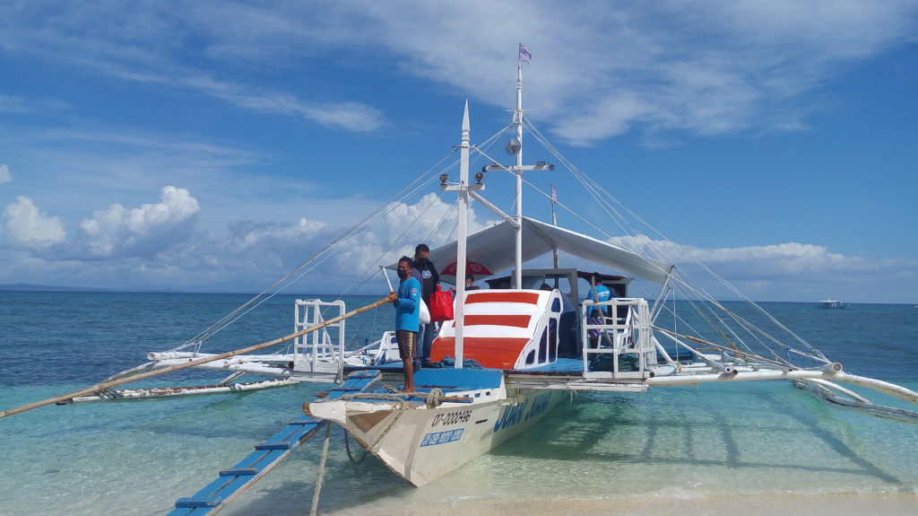 Travel time from Maya Port in mainland Daanbantayan town to Malapascua Island is about 30 minutes under normal sea conditions. | Doris Bongcac