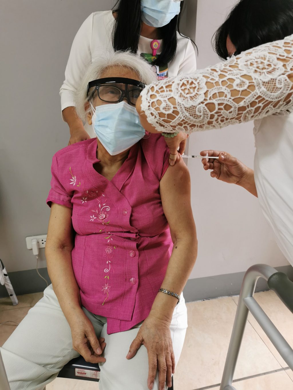 Close to 5k seniors got 1st dose of COVID vaccine in Cebu City