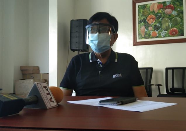 Cebu City Mayor Edgardo Labella assures nurses that their delayed salaries would be released soon. | CDN Digital file photo