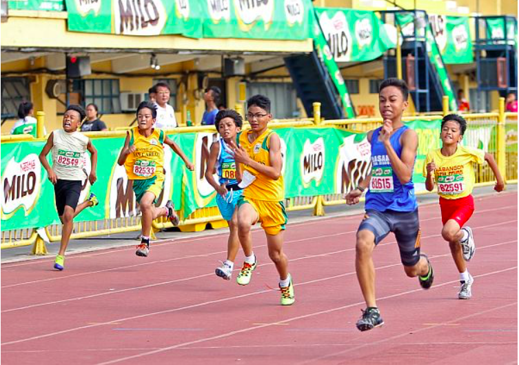 CCSC Reopening rules: Among the rules imposed in using the the track oval is that runners or walkers are required to wear face shields on the oval. In photo are kids competing in the Milo-sponsored competition in this 2018 photo at the CCSC. | CDN file photo