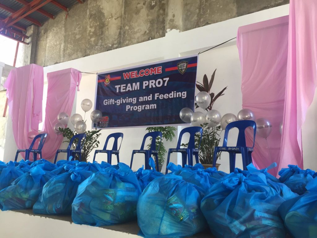PRO-7 gift packs contain rice, canned goods and noodles for the beneficiary-families in Barangay Bangkal, Lapu-Lapu City.