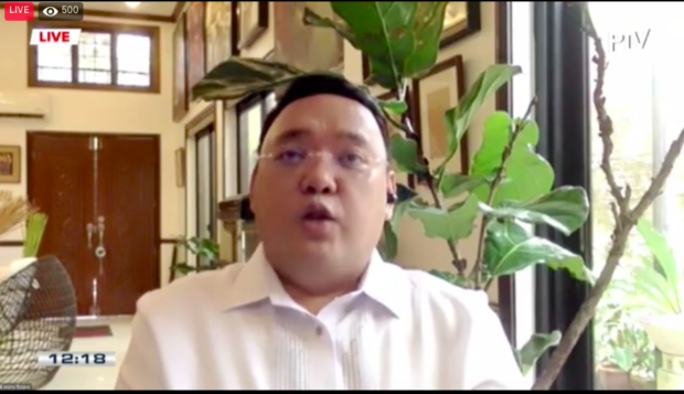 Secretary Harry Roque says the idea of diverting flights from Cebu to Manila was Cebu's idea. 