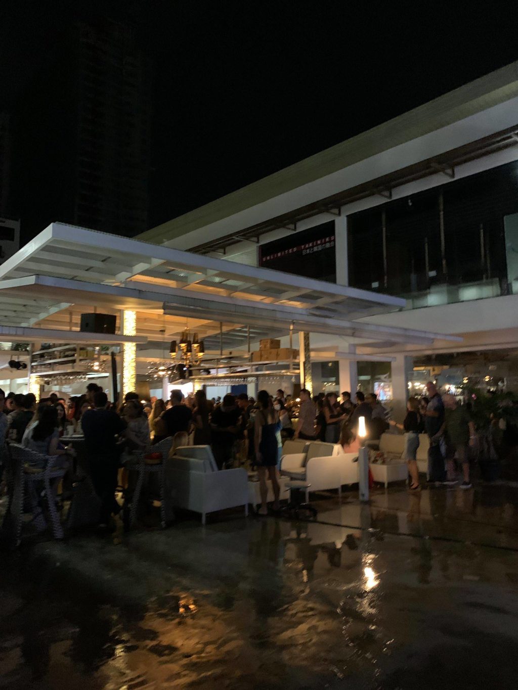 The BPLO issues a show cause order against the owner of a bar in Barangay Kasambagan, Cebu City that failed to practice social distancing and disregarded health protocols on Saturday, June 5. | Contributed photo