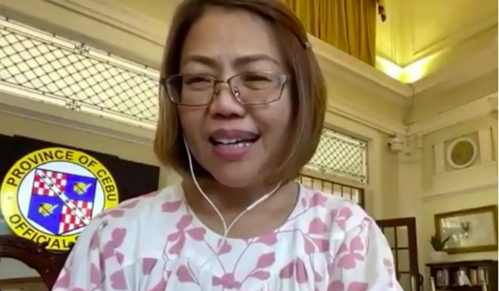 EXPERTS OF IATF zeroes in on Cebu's quarantine protocols and not on swab policy. In photo is Dr. Mary Jean Loreche, DOH-7 chief pathologist, who explains why Cebu's methods are working. | Screen grab from virtual House hearing on OFWs plight amid the pandemic