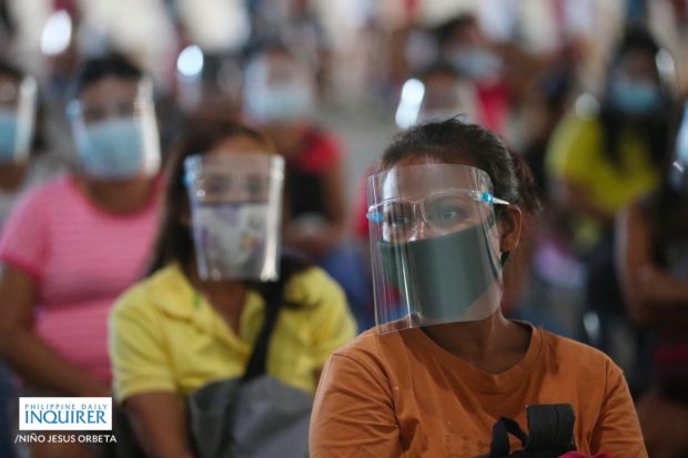 Lapu-Lapu lifts face shield rule. In Lapu-Lapu City, Mayor Junard Chan has lifted the wearing of face shields in the city except for hospitals and medical facilities. | Inquirer.net file photo