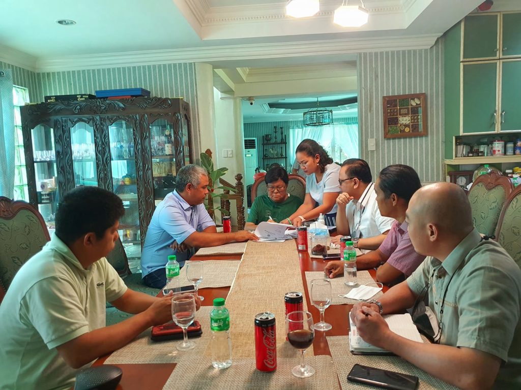 Cebu City Mayor Edgardo Labella meets with city officials on July 1, 2021. | Photo Courtesy of Lawyer Floro Casas, Jr.,