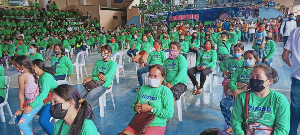 1K workers get aid. More than 1,000 workers under the TUPAD program from Aloguinsan and Barili towns receive their cash aid or wages from the labor department. | Contributed photo