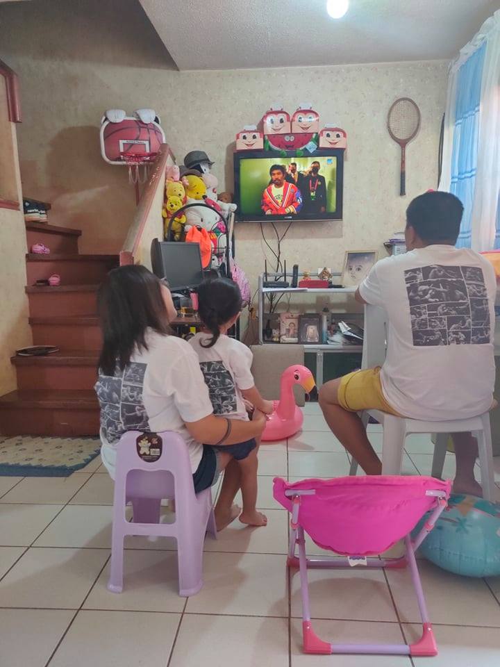 Pacquiao-Ugas fight. In photo is a a Sunday well spent with family while watching Pacquiao-Ugas fight on Sunday noon, August 22. | contributed photo