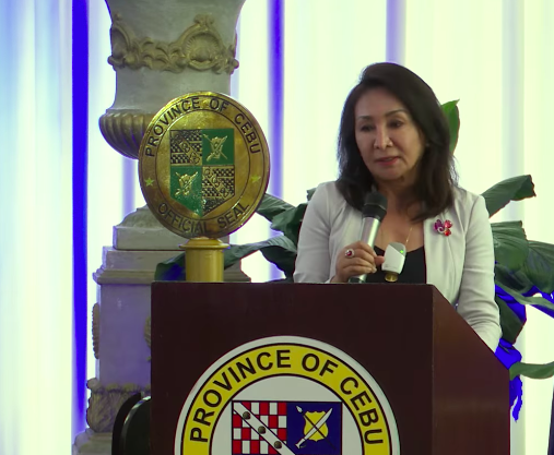 Garcia slams expert blaming Cebu for Delta variant surge. In photo is Cebu Governor Gwendolyn Garcia speaking at the podium.