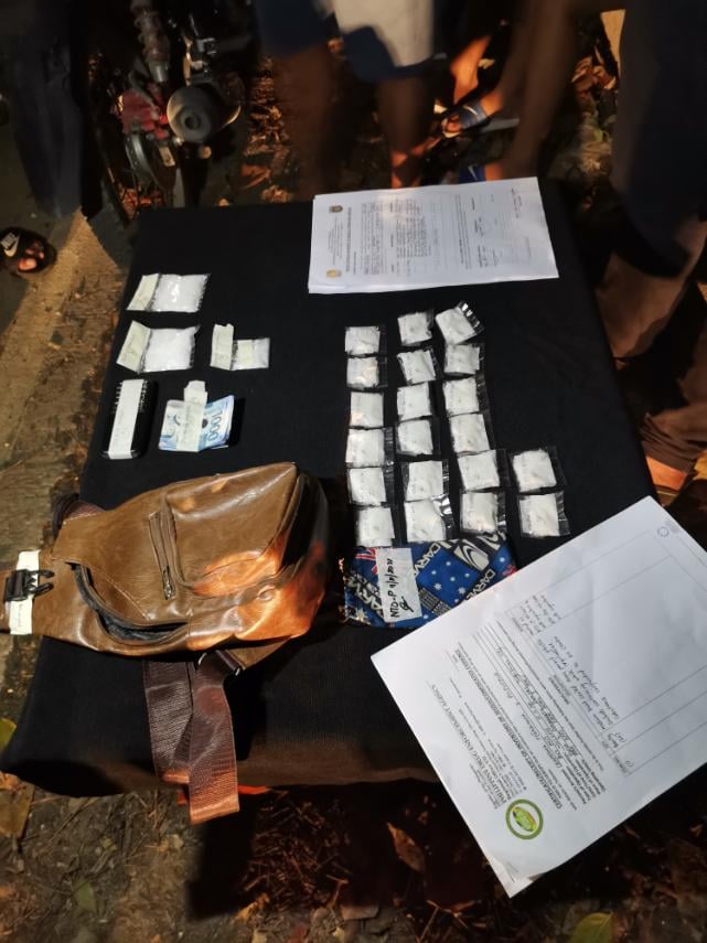 BOHOL BUY-BUST. Authorities in Bohol province confiscate at least P1 million worth of suspected shabu during a buy-bust operation today, Sept. 11, in Tagbilaran City. | Contributed photo