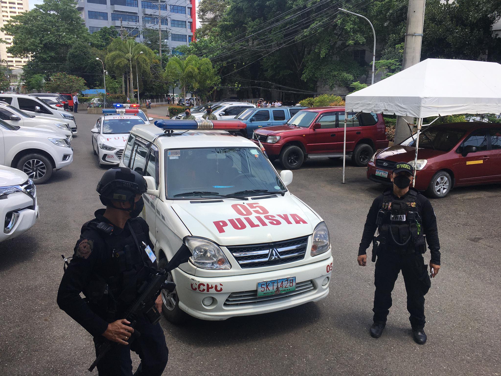 Bomb Threats At Cebu City Hall And Capitol Could Come From The Same Person Police Official 