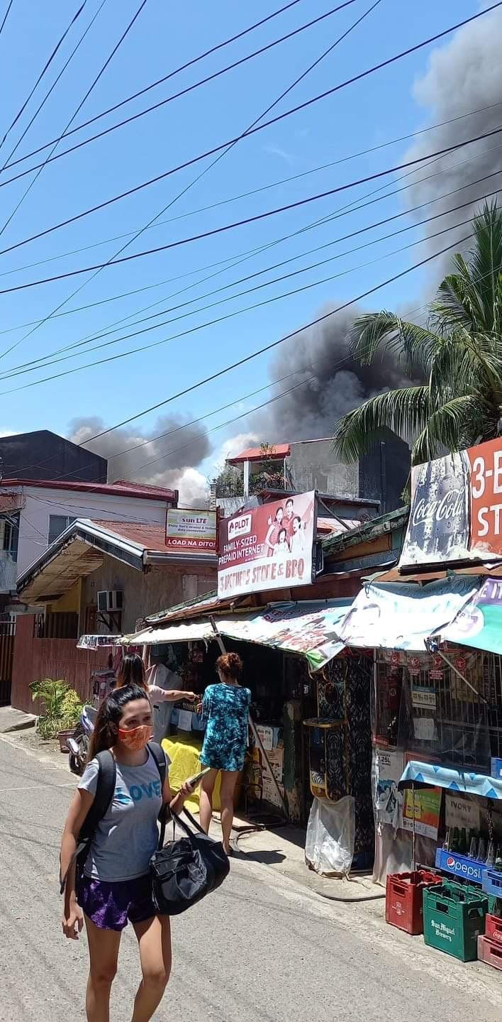 Cebu City firefighters responded to a fire alarm report in Barangay Kasambagan, Cebu City this Monday morning, September 27. | Paul Lauro