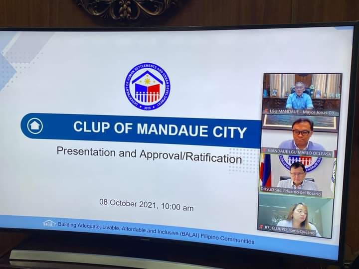 COMPREHENSIVE LAND USE PLAN GETS APPROVED. Mandaue City is the first highly urbanized city in Metro Cebu to get the approval of its CLUP or Comprehensive Land Use Plan from the Human Settlements and Urban Development Department. | Mandaue PIO