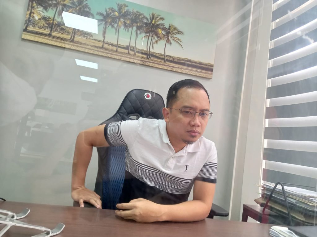 Lawyer August Lizer Malate, Mandaue City Emergency Operations Center head, says that the COVID-19 cases in the city continues to decrease with only two active cases being confined in two isolation centers here. | Mary Rose Sagarino