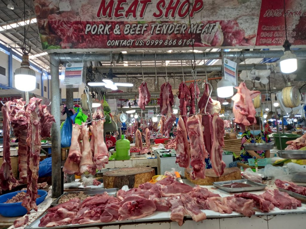MEAT PRICES EXPECTED TO INCREASE IN DECEMBER. Meat products are displayed at a stall in the Mandaue Public Market. | Mary Rose Sagarino