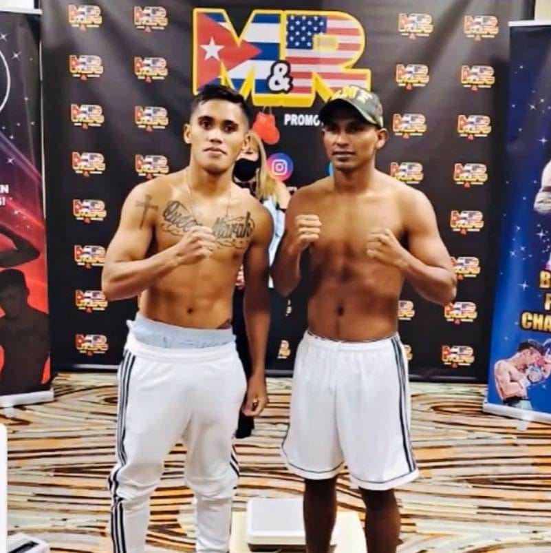 Mike Plania (left) and Ricardo Nuñez (right) during their weigh-in in Miami, Florida. | Photo from Sanman Boxing Promotions Facebook page.