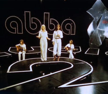 Swedish pop group Abba (L to R) Bjorn Ulvaeus, Agnetha Faltskog, Anni-frid Lyngstad and Benny Andersson, is on stage, Nov. 18, 1976, in Gothenburg. Image: EPU/AFP
