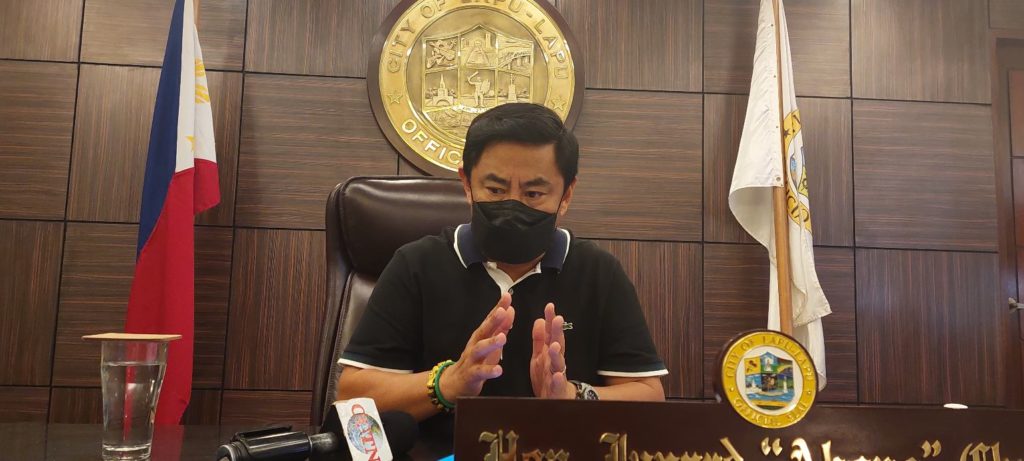 Lapu-Lapu City Mayor Junard Chan says release of financial aid for Odette victims on schedule. | Futch Anthony Inso