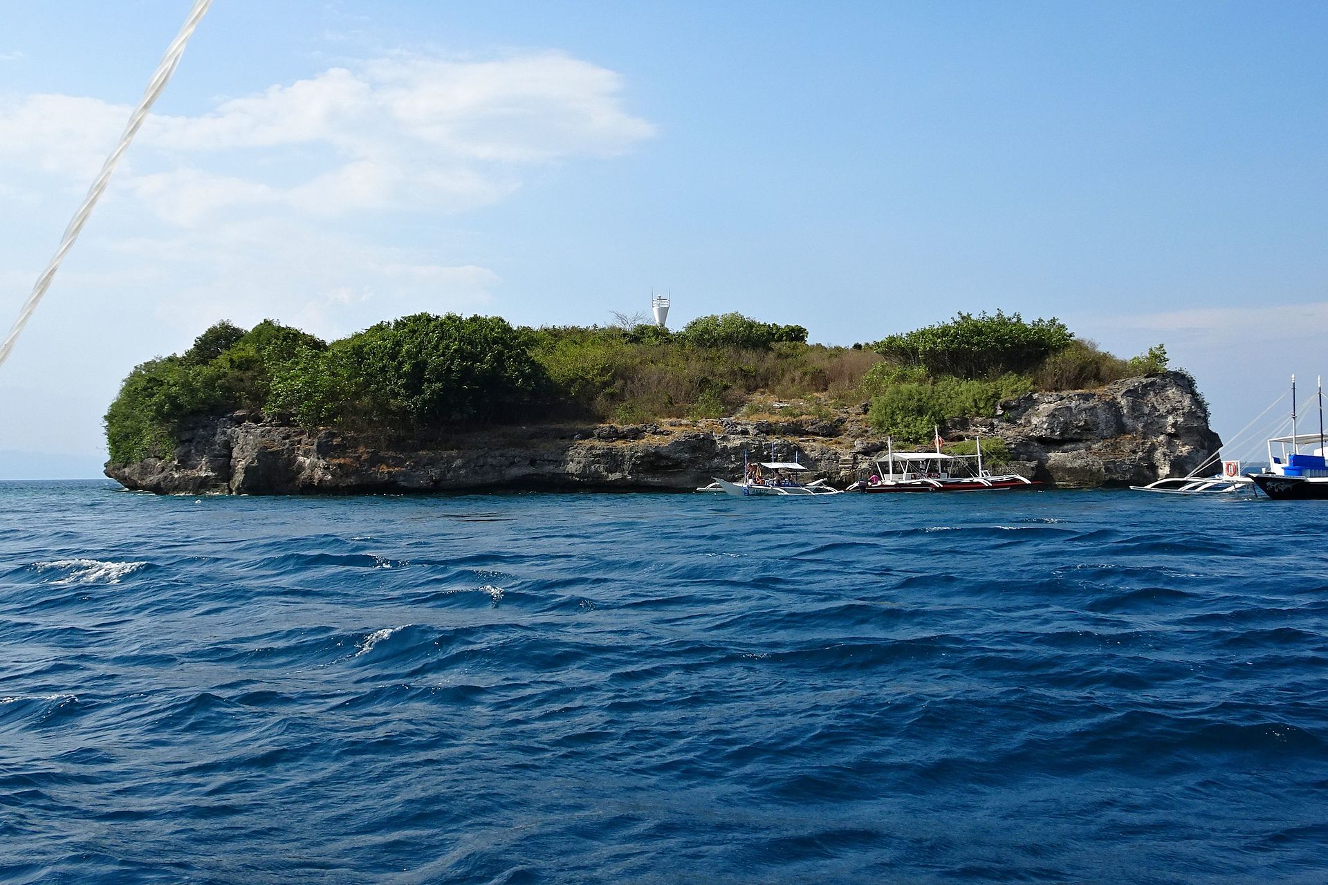 Massive rehab for Pescador Island eyed as Moalboal gears for full ...