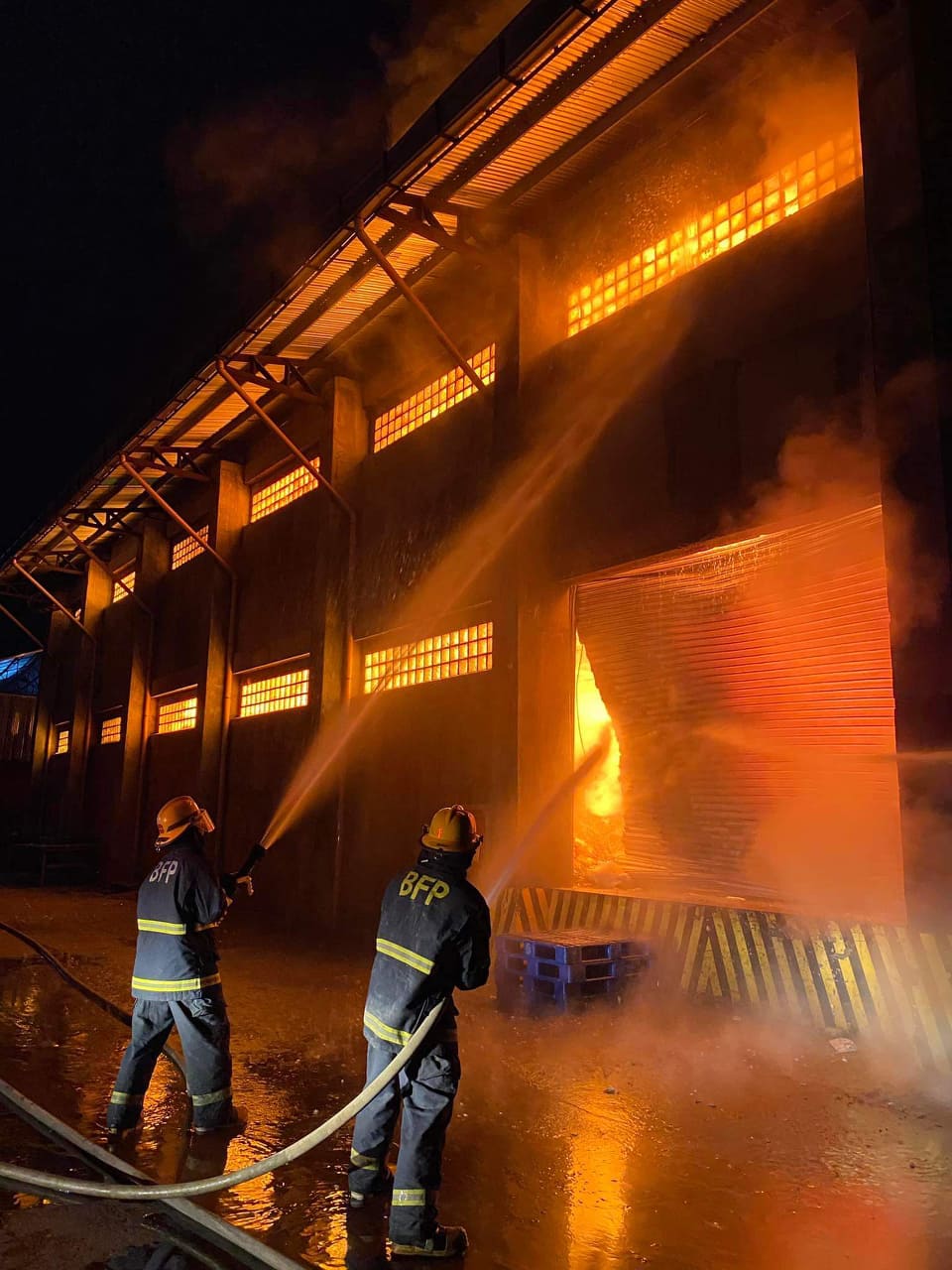 Fire hit a warehouse in Barangay Cansojong, Talisay City on March 21, 2022.