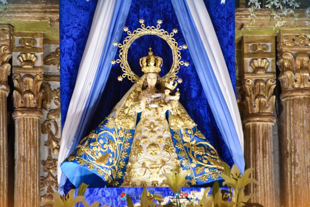 Photo of the newly crowned image of the Nuestra Señora del Patrocinio of Boljoon, Cebu.