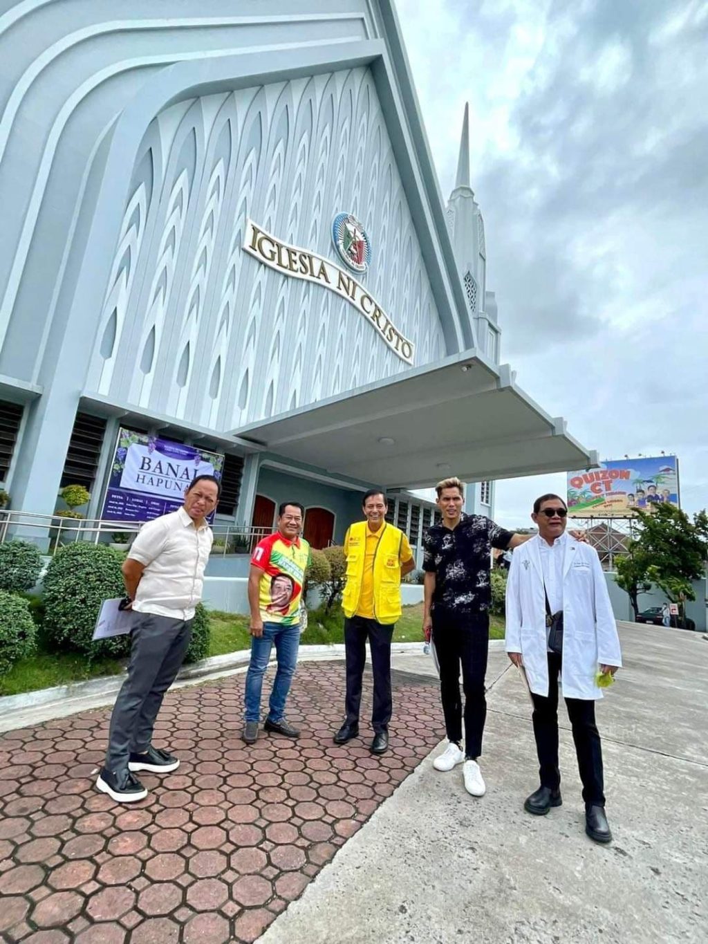 Barug candidates led by Mayoral candidate and incumbent Cebu City Mayor Michael Rama visit the Iglesia Ni Cristo (INC) hoping to get the religious group's support in the elections. | Delta Dyrecka Letigio