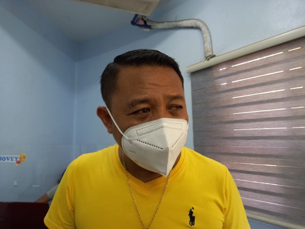 MANDAUE ASSESSOR GOING AFTER MORE PEOPLE CLAIMING CITY PROPERTIES. Acting Mandaue City Assessor, Lawyer Julius Entise, says they are investigating several other people who are illegally claiming properties of the city. | Mary Rose Sagarino