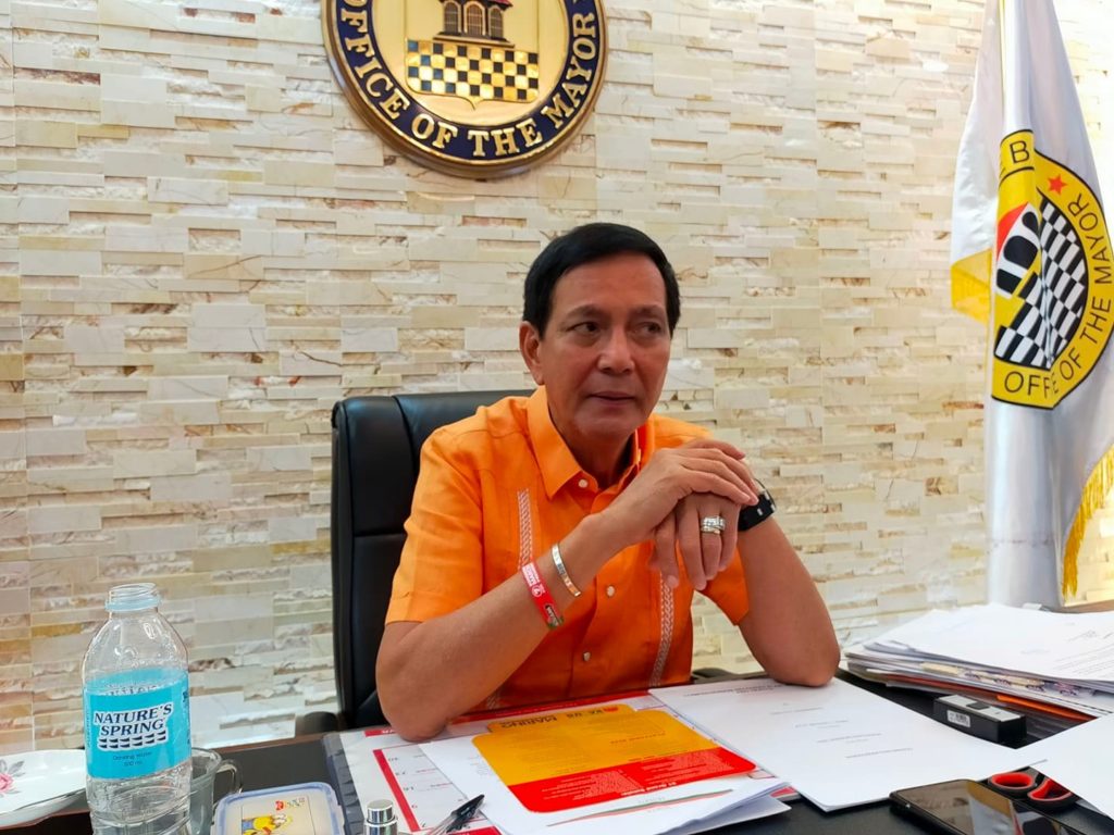 Rama to Cebuanos: Be vigilant, calm amid bomb threats. In photo is Cebu City Mayor Michael Rama.