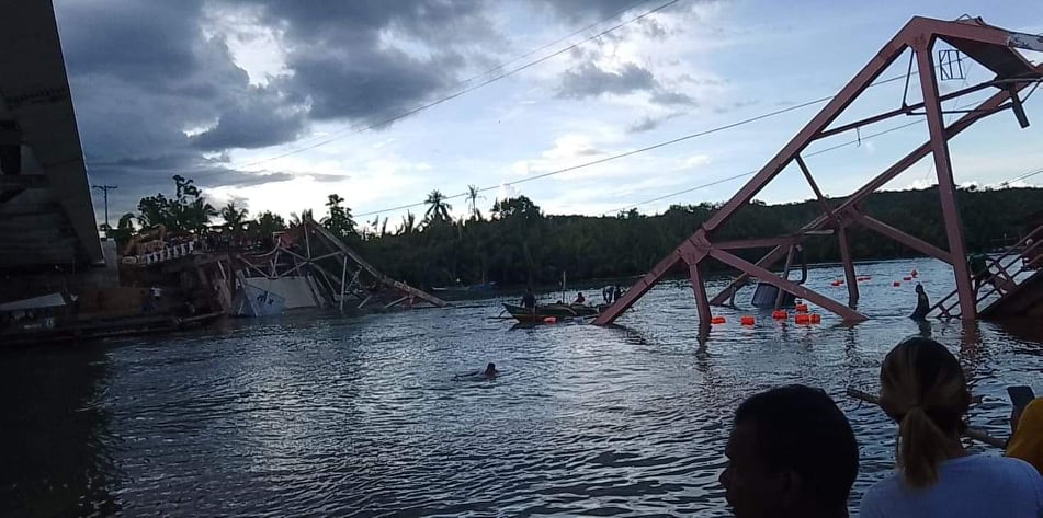 Clarin Bridge collapse