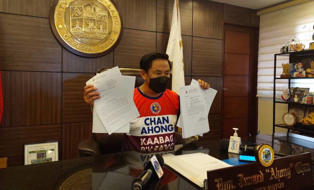 Photo of Mayor Junard Chan for story: Arrest warrant out for 7 Lapu-Lapu City brgy captains