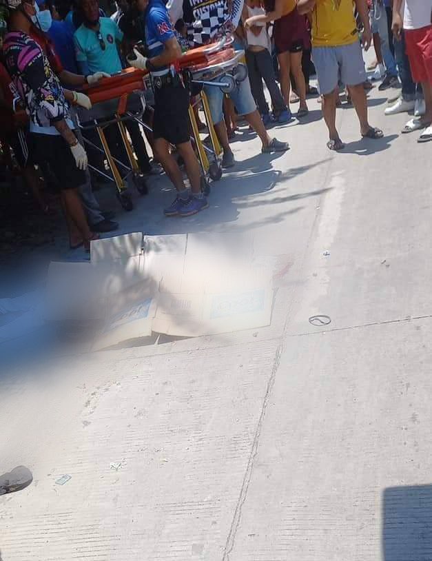 Pharmacy cashier dies, habal-habal driver injured in Mandaue road accident. A pharmacy cashier on her way to work died after the motorcycle-for-hire she was riding on bumped into the side of a truck in Barangay Maguikay, Mandaue City at past 11 a.m. today, June 2. | Photo courtesy of the Cubacub Rescue Team via Paul Lauro