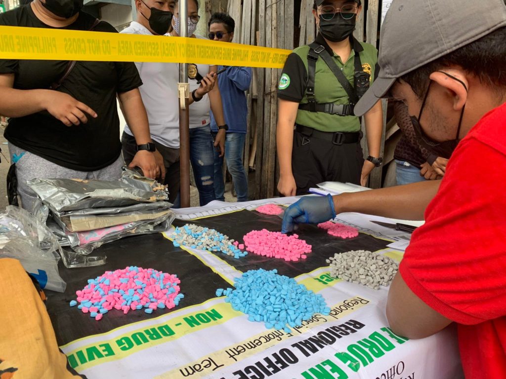 Some P5 million worth of ecstasy tablets are confiscated during a controlled delivery operation of PDEA-7 and two other government agencies, which led to the arrest of a Cebu City resident today, July 18, 2022. | Pegeen Maisie Sararaña 