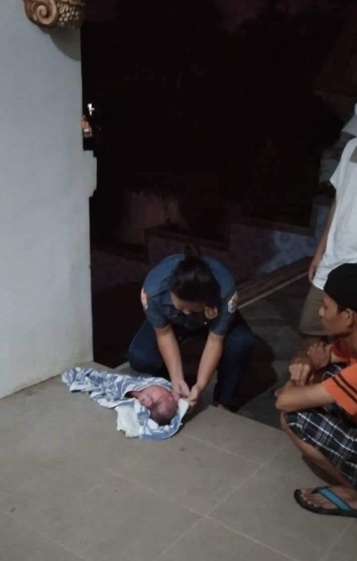Newborn baby found outside Tabango church for story: New born baby found outside church in Tabango, Leyte