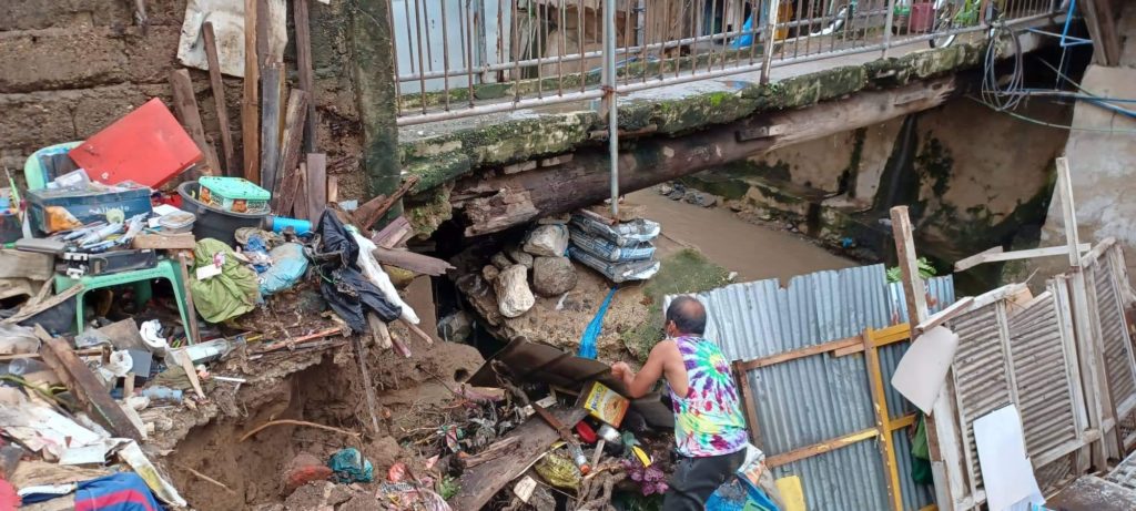 A portion of a house in Purok 5, Barangay Kamputhaw, Cebu City has fallen into the river after a riprap wall collapsed due to the heavy downpour early this afternoon.