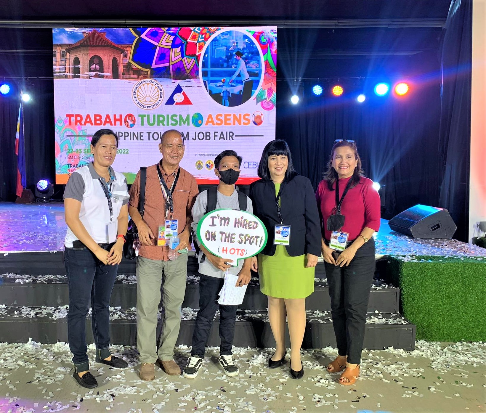 332 Job Seekers Hired On The Spot During Tourism Jobs Fair Cebu Daily 