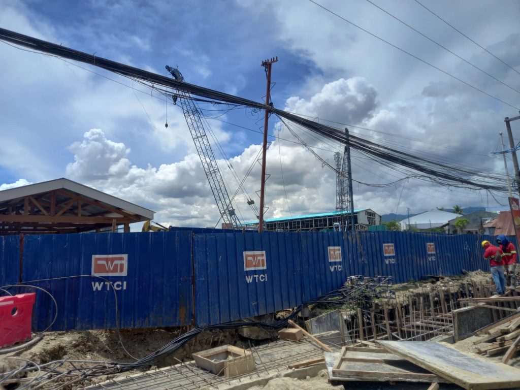 The construction of two of the five buildings of the socialized housing project in Barangay Tipolo, Mandaue City has been ongoing. | Mary Rose Sagarino