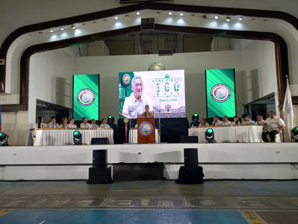 Mandaue Mayor Jonas Cortes cites his accomplishments in his first 100 days of office today at the Mandaue City Cultural and Sports Complex. | Mary Rose Sagarino
